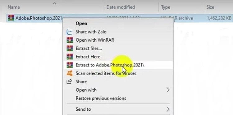 Dùng WinRAR hoặc 7-Zip giải nén photoshop2021.rar, chọn "Extract Here"